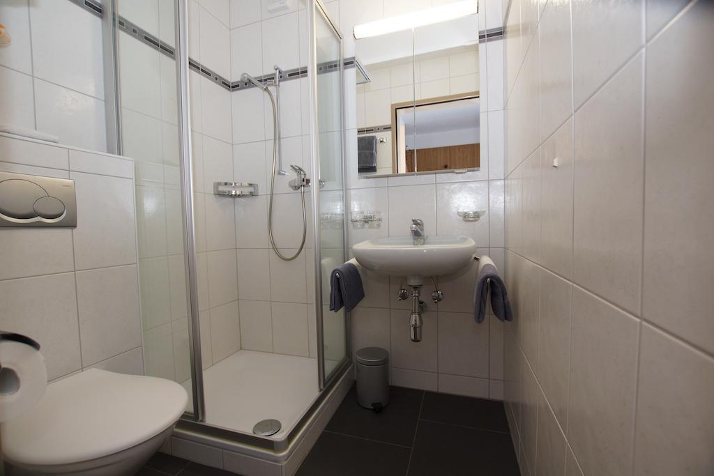 Haus Amor Saas-Fee Kamer foto
